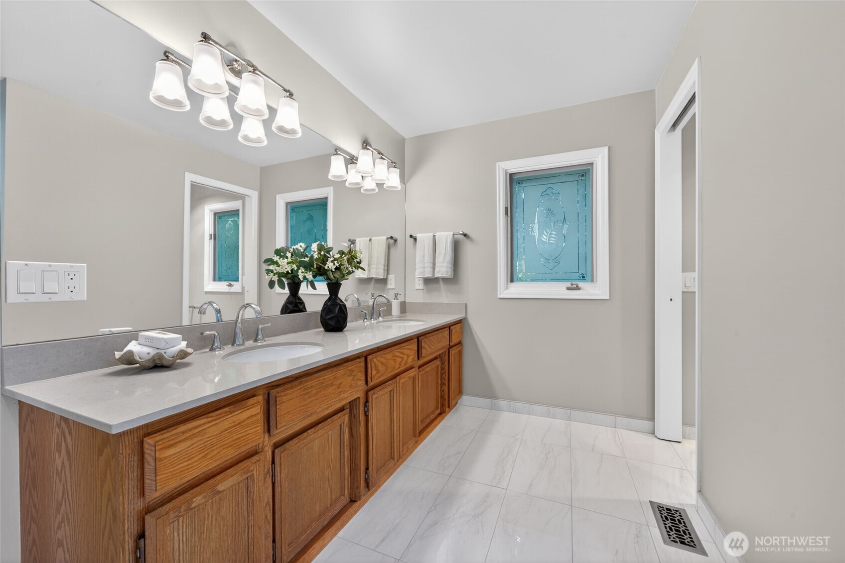 12610 NE 68th Place Kirkland WA 98033