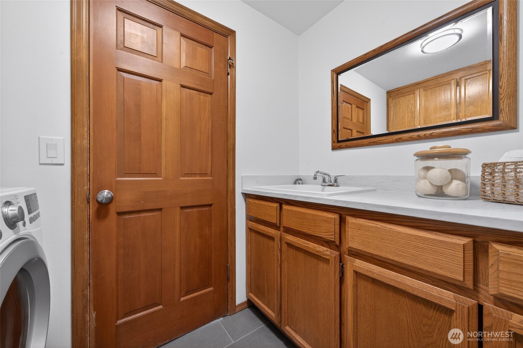 12610 NE 68th Place Kirkland WA 98033