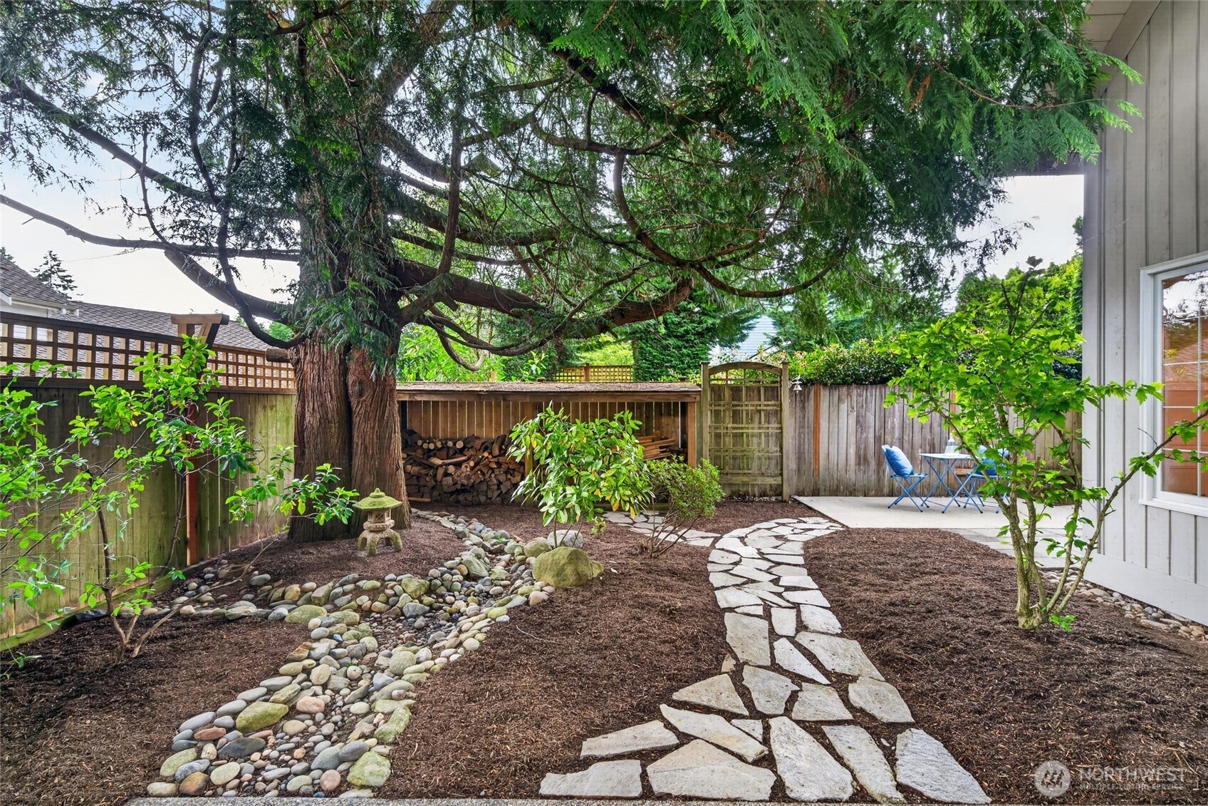 12610 NE 68th Place Kirkland WA 98033
