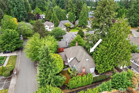 12610 NE 68th Place Kirkland WA 98033