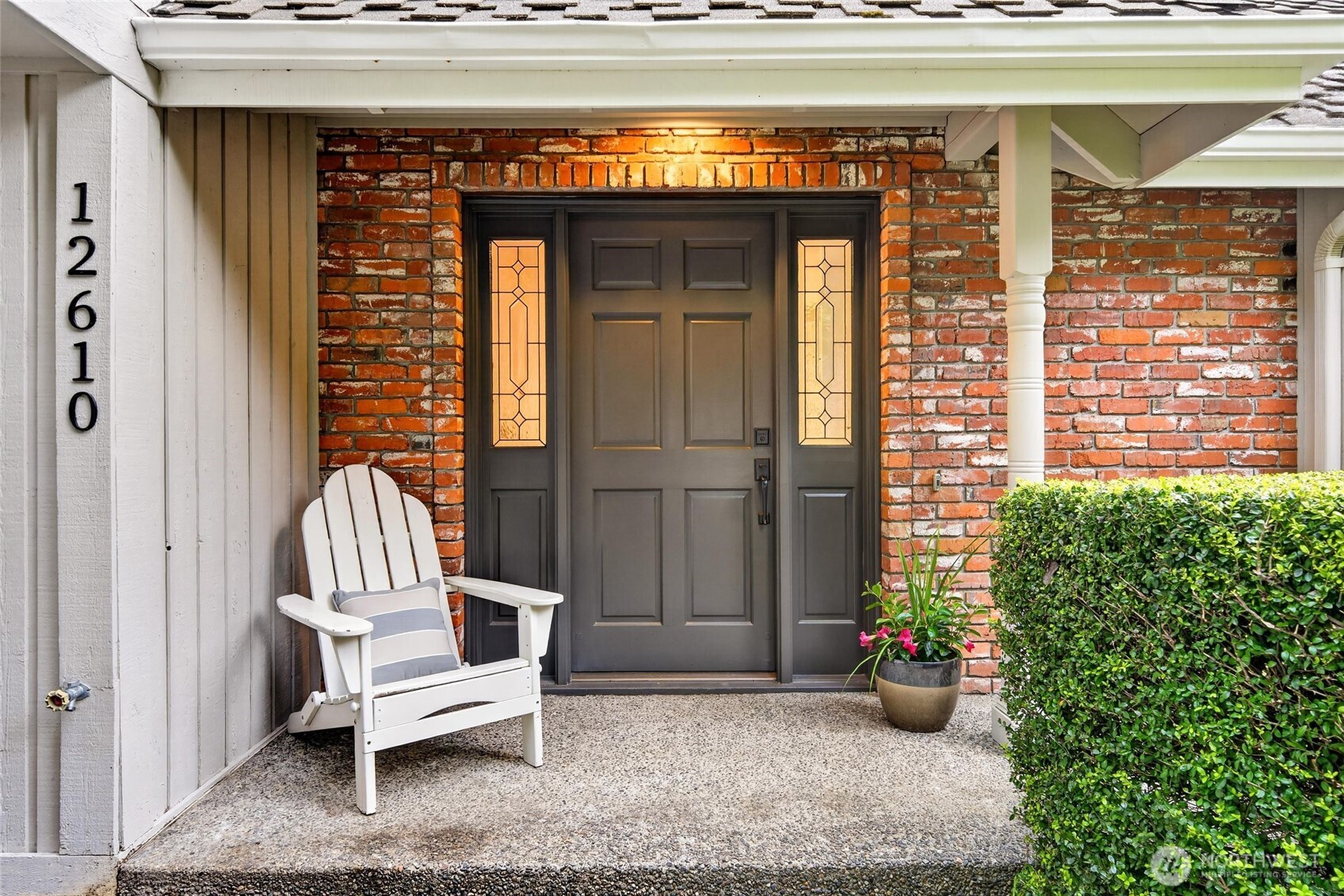12610 NE 68th Place Kirkland WA 98033