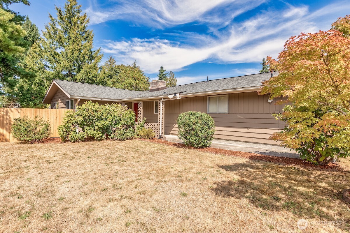 604 N 201st Street Shoreline WA 98133