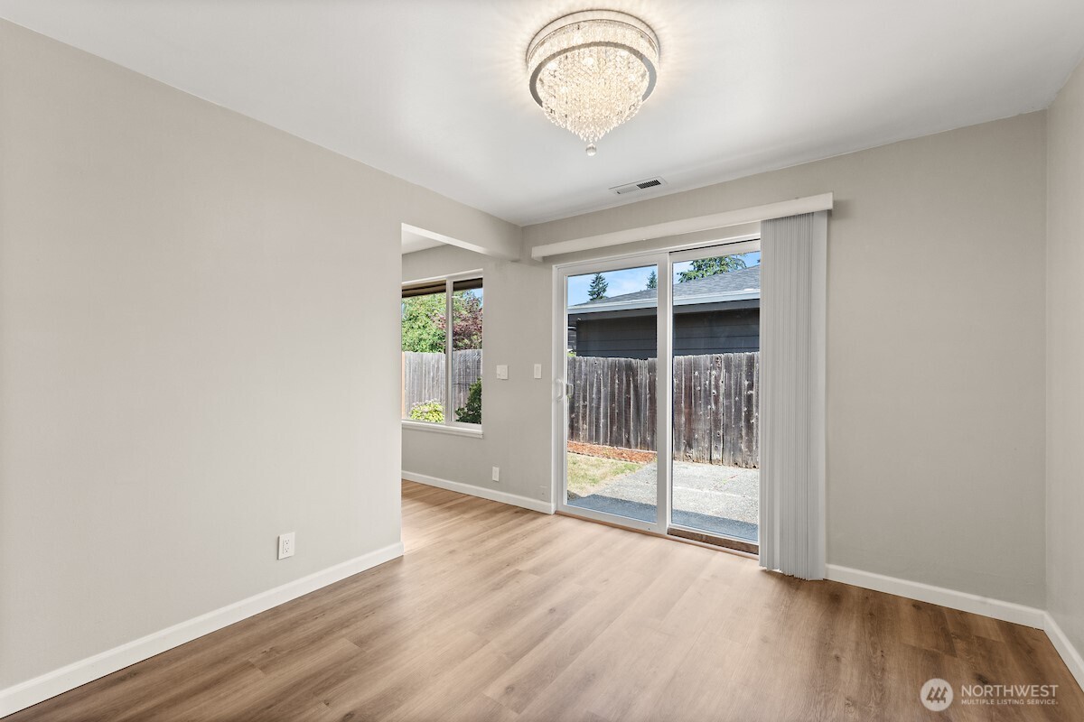 604 N 201st Street Shoreline WA 98133