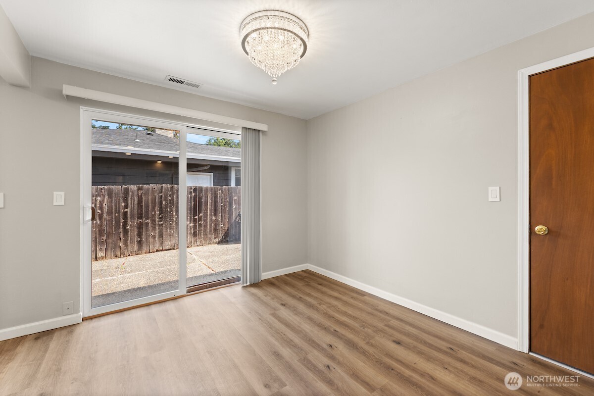 604 N 201st Street Shoreline WA 98133