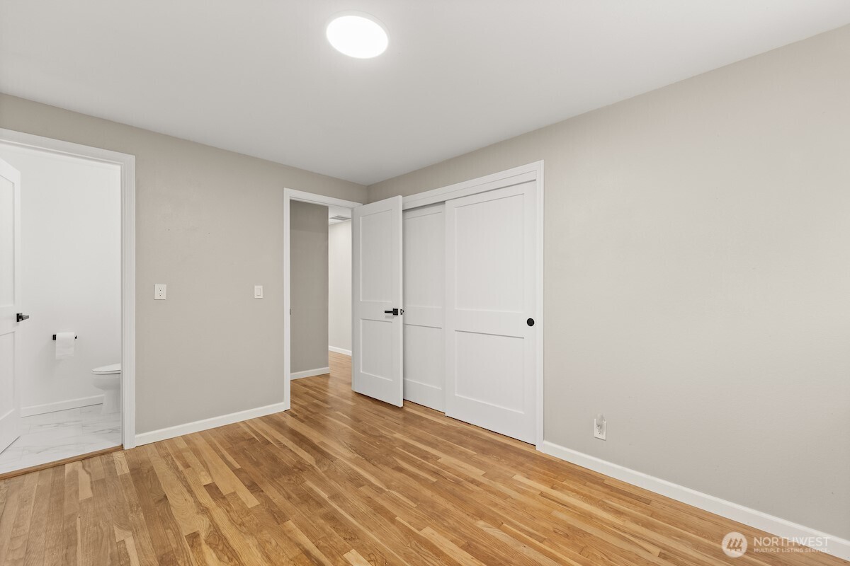 604 N 201st Street Shoreline WA 98133