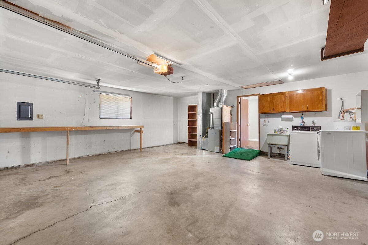 604 N 201st Street Shoreline WA 98133