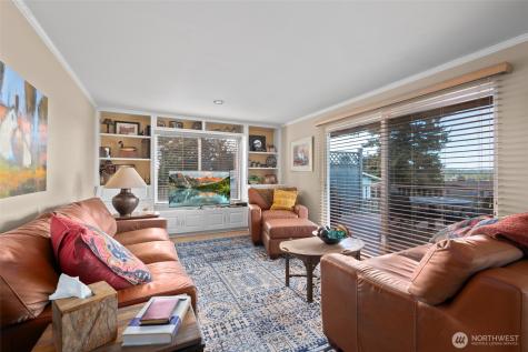 601 SW Thornberry Oak Harbor WA 98277