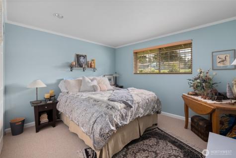 601 SW Thornberry Oak Harbor WA 98277