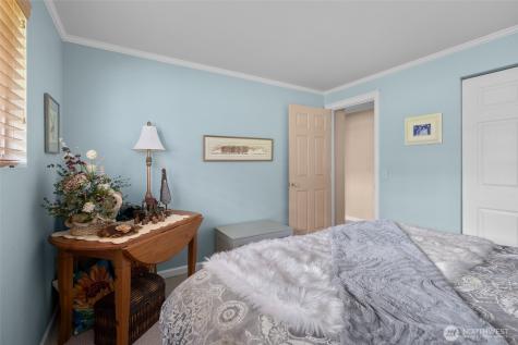 601 SW Thornberry Oak Harbor WA 98277