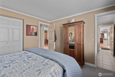 601 SW Thornberry Oak Harbor WA 98277