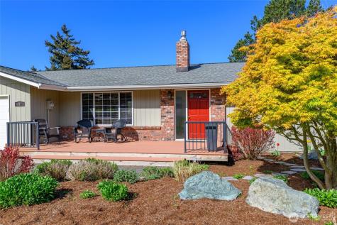 601 SW Thornberry Oak Harbor WA 98277
