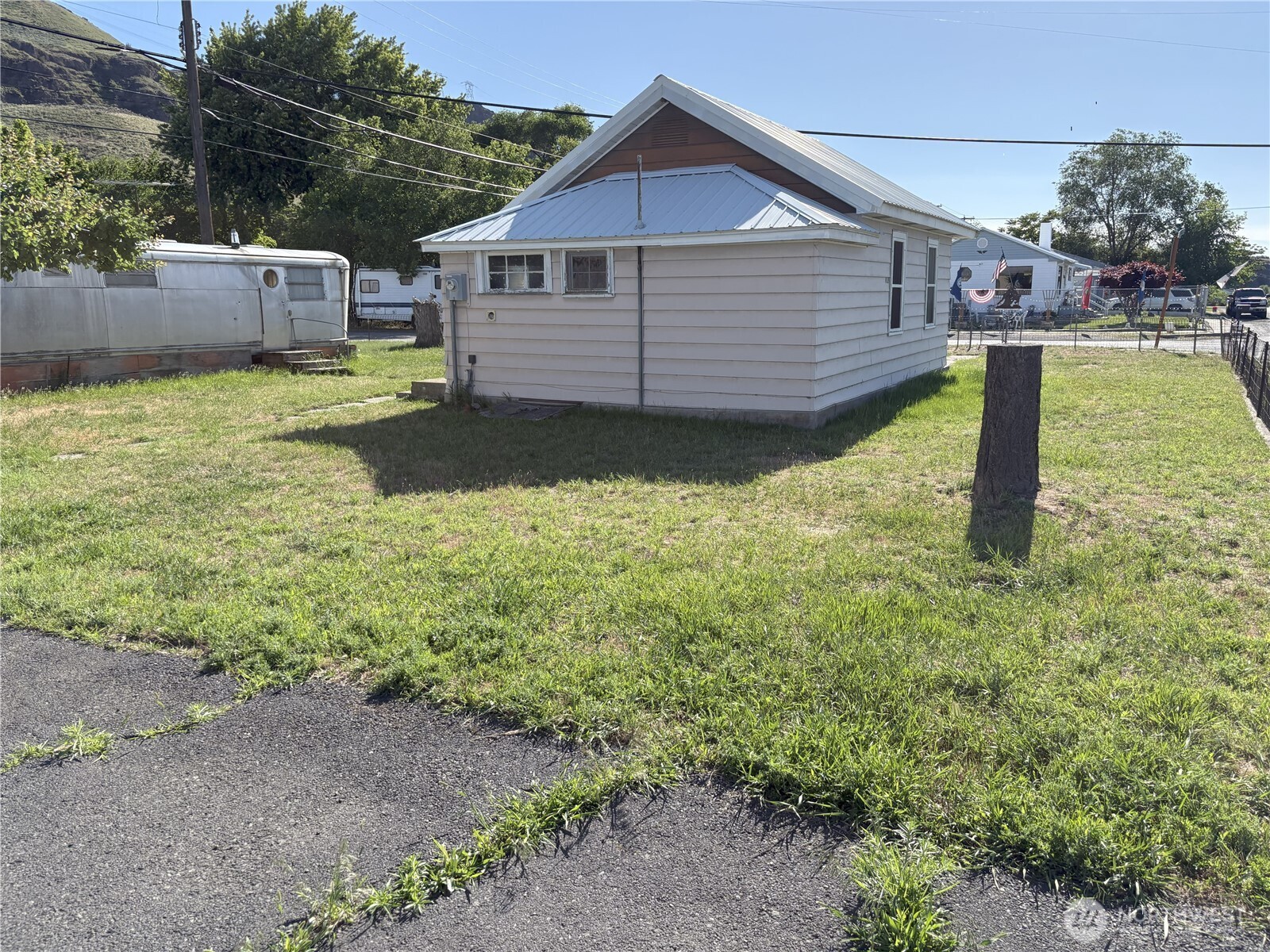 302 Roosevelt Grand Coulee WA 99133