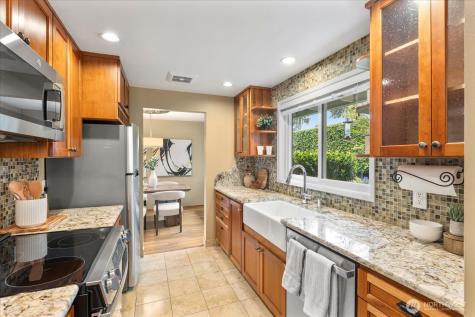 16010 SE 5th Street Bellevue WA 98008