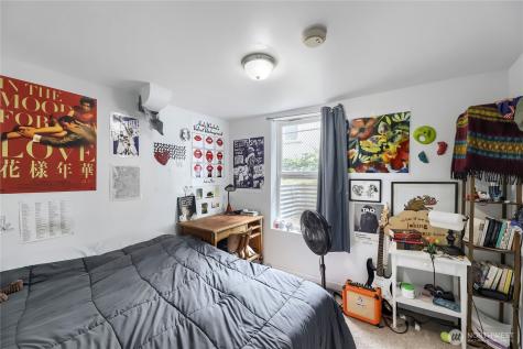 5755 25th Avenue NE Seattle WA 98105