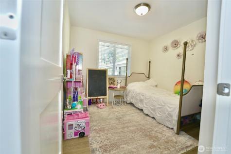 29517 164th Avenue SE Kent WA 98042