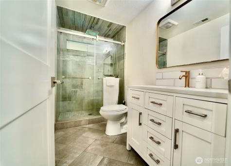 29517 164th Avenue SE Kent WA 98042