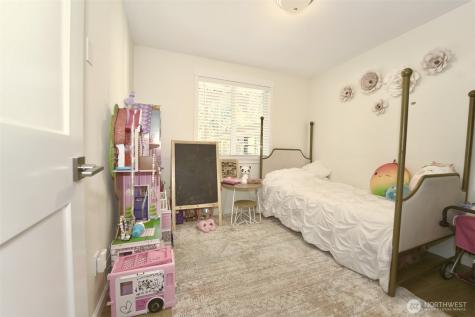 29517 164th Avenue SE Kent WA 98042