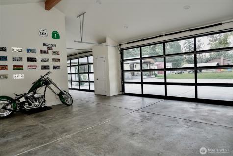 29517 164th Avenue SE Kent WA 98042