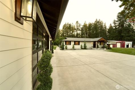 29517 164th Avenue SE Kent WA 98042