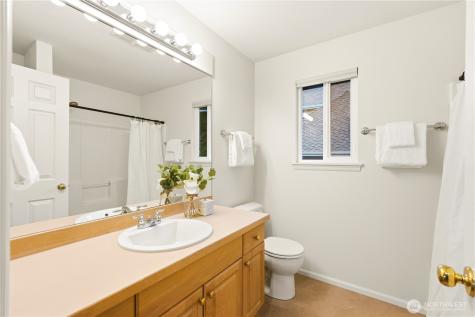20229 29th Avenue SE Bothell WA 98012