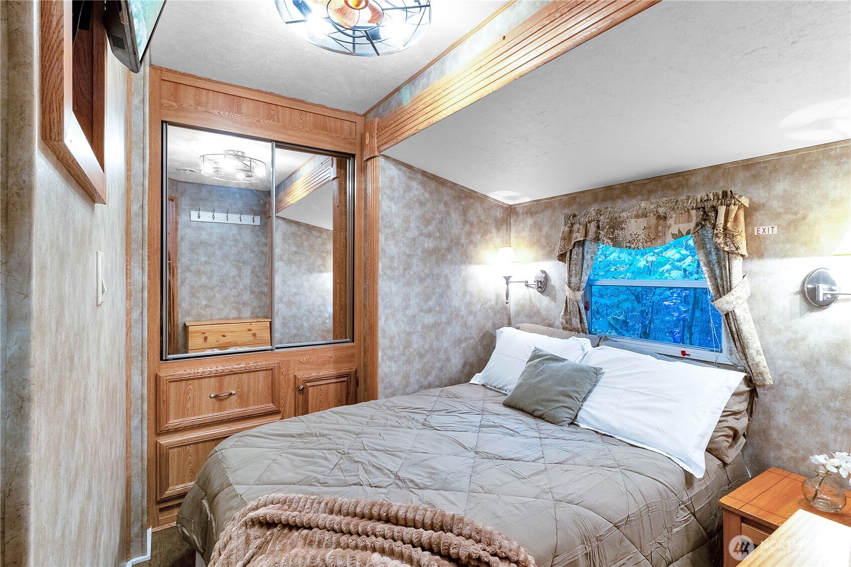 48 Branch Circle Deming WA 98244