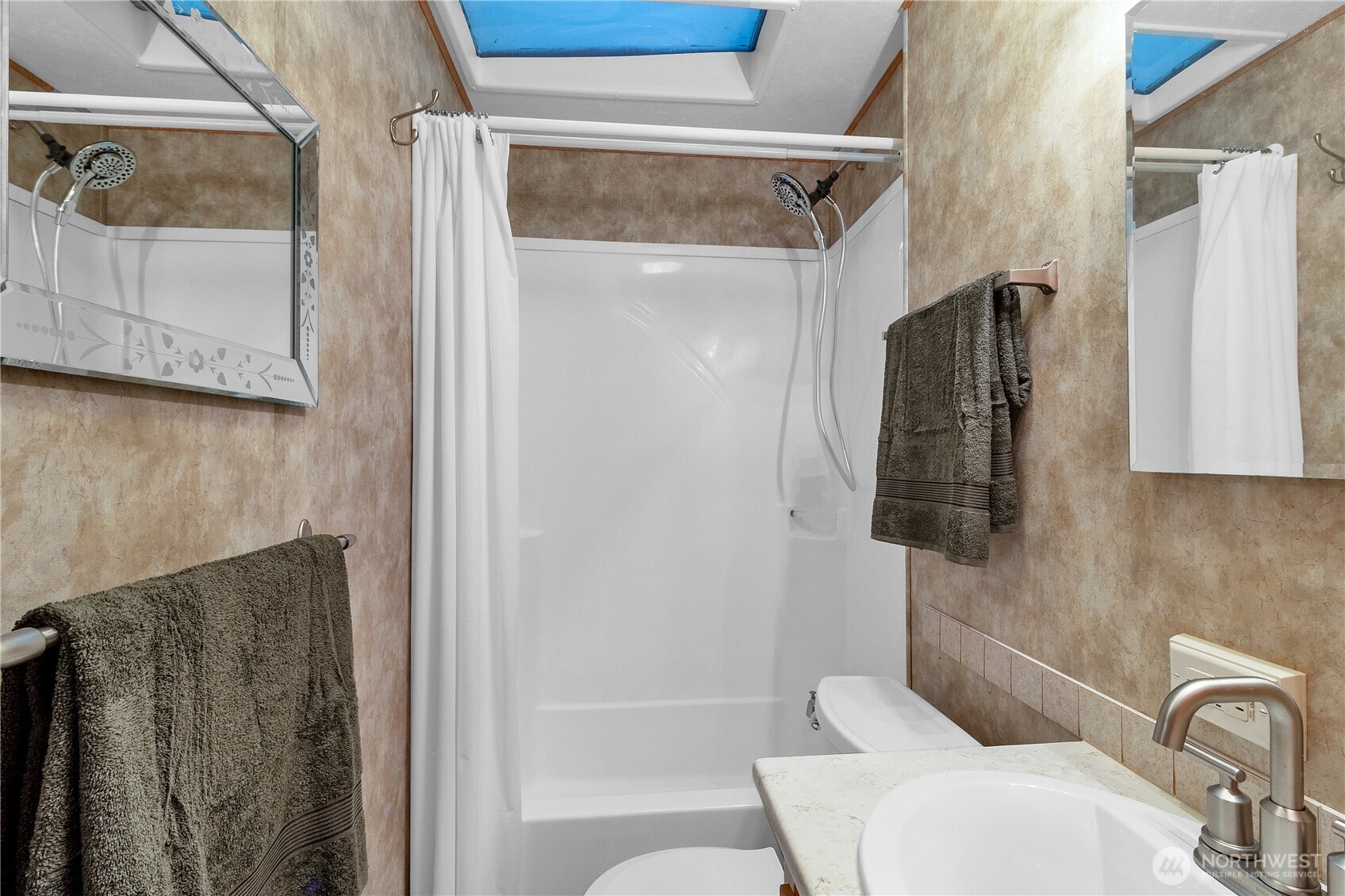 48 Branch Circle Deming WA 98244
