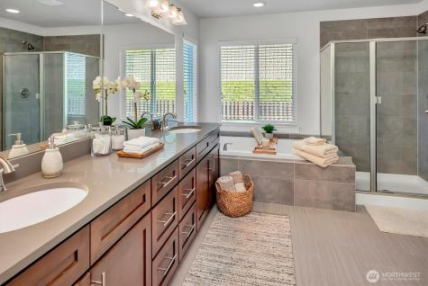 20024 90th Place S Kent WA 98031