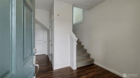 20024 90th Place S Kent WA 98031