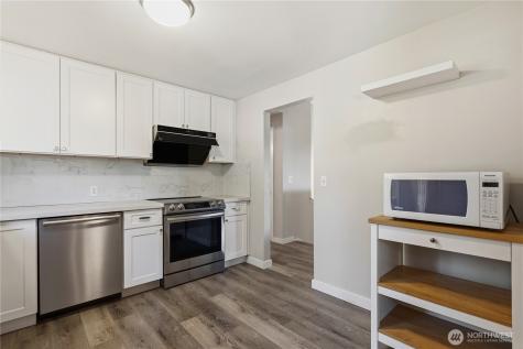 12020 NE 83rd Street Kirkland WA 98033