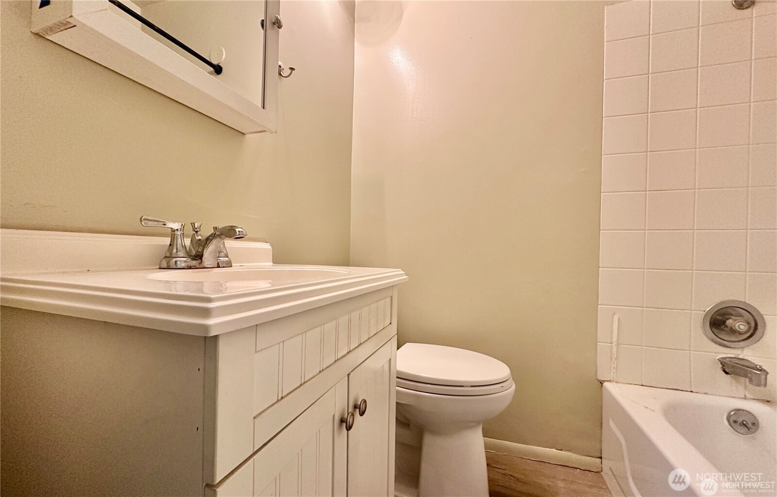 114 Wells Avenue S Renton WA 98057