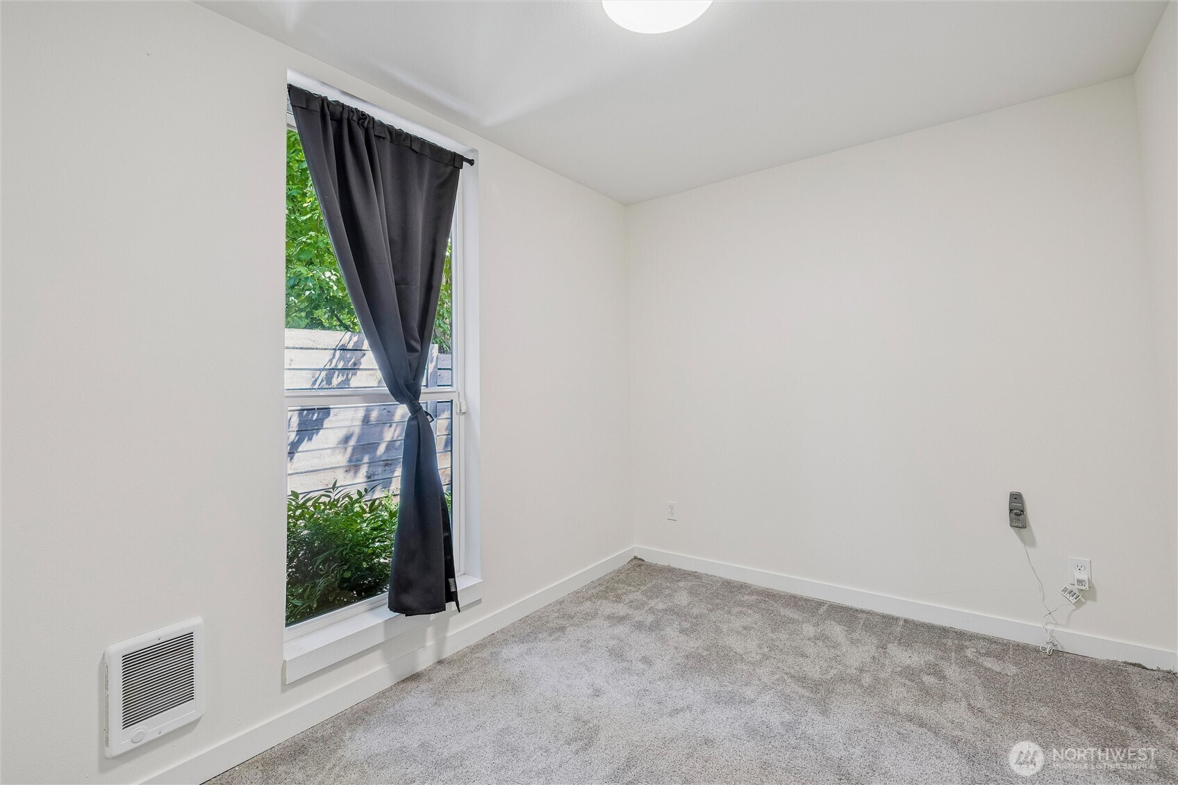 12006 31st Ave NE Seattle WA 98125