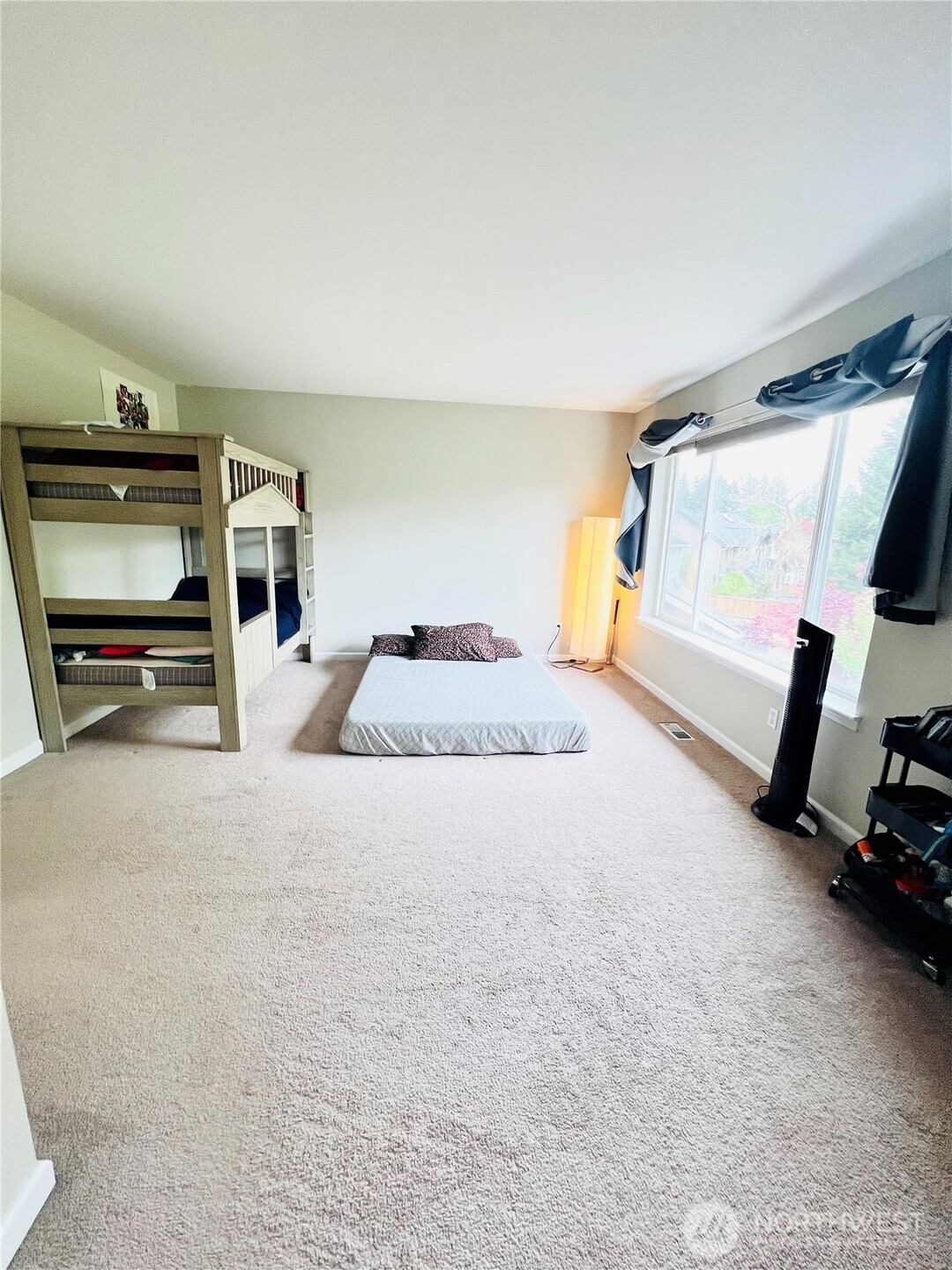 11427 40th SE Everett WA 98208