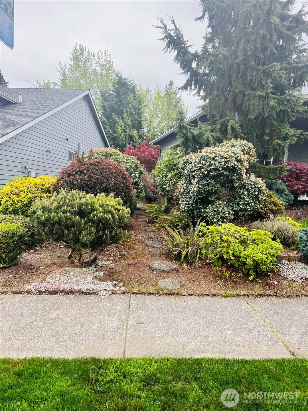 11427 40th SE Everett WA 98208