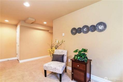 725 N 95th Street Seattle WA 98103