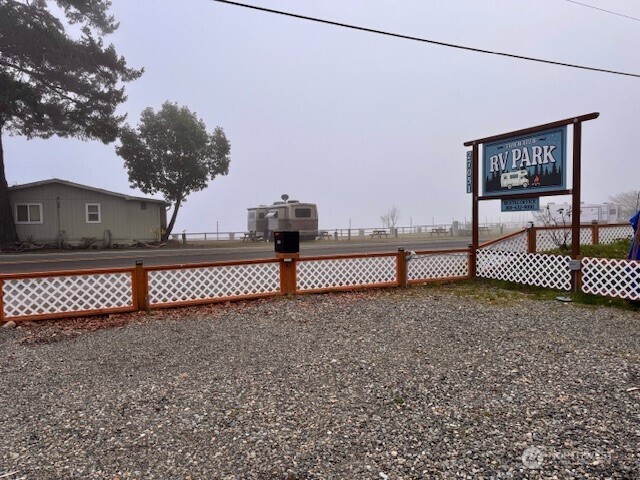 27051 N Us Highway 101 Hoodsport WA 98548