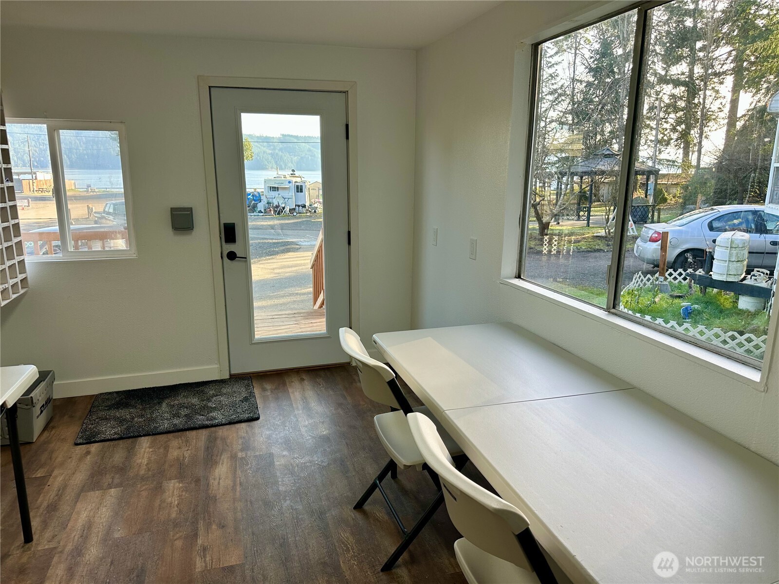 27051 N Us Highway 101 Hoodsport WA 98548