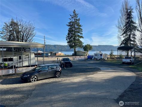 27051 N Us Highway 101 Hoodsport WA 98548