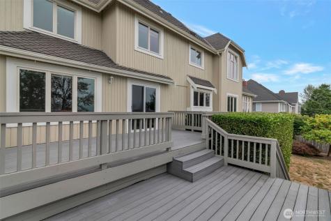 4131 205th Avenue SE Sammamish WA 98075