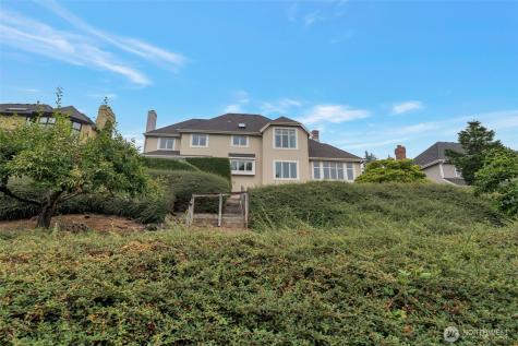 4131 205th Avenue SE Sammamish WA 98075