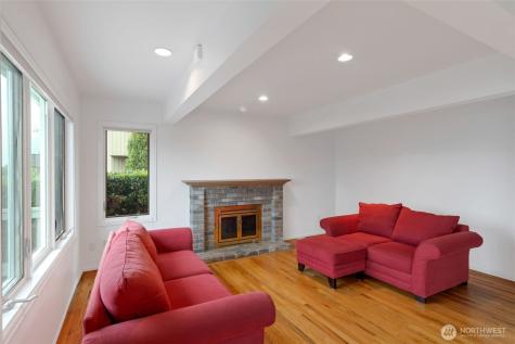 4131 205th Avenue SE Sammamish WA 98075