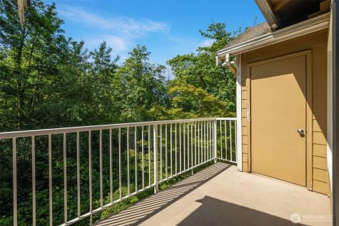 710 240th Way SE Sammamish WA 98074