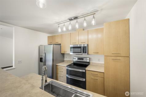 710 240th Way SE Sammamish WA 98074