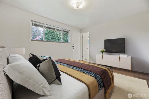 316 158th Place SE Bellevue WA 98008