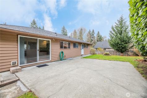 316 158th Place SE Bellevue WA 98008