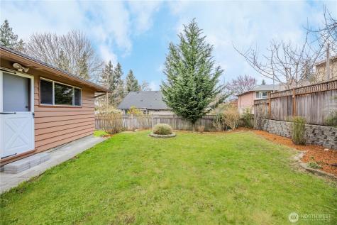 316 158th Place SE Bellevue WA 98008