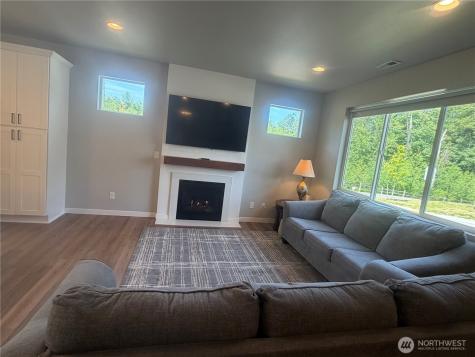 8730 69th Place NE Marysville WA 98270