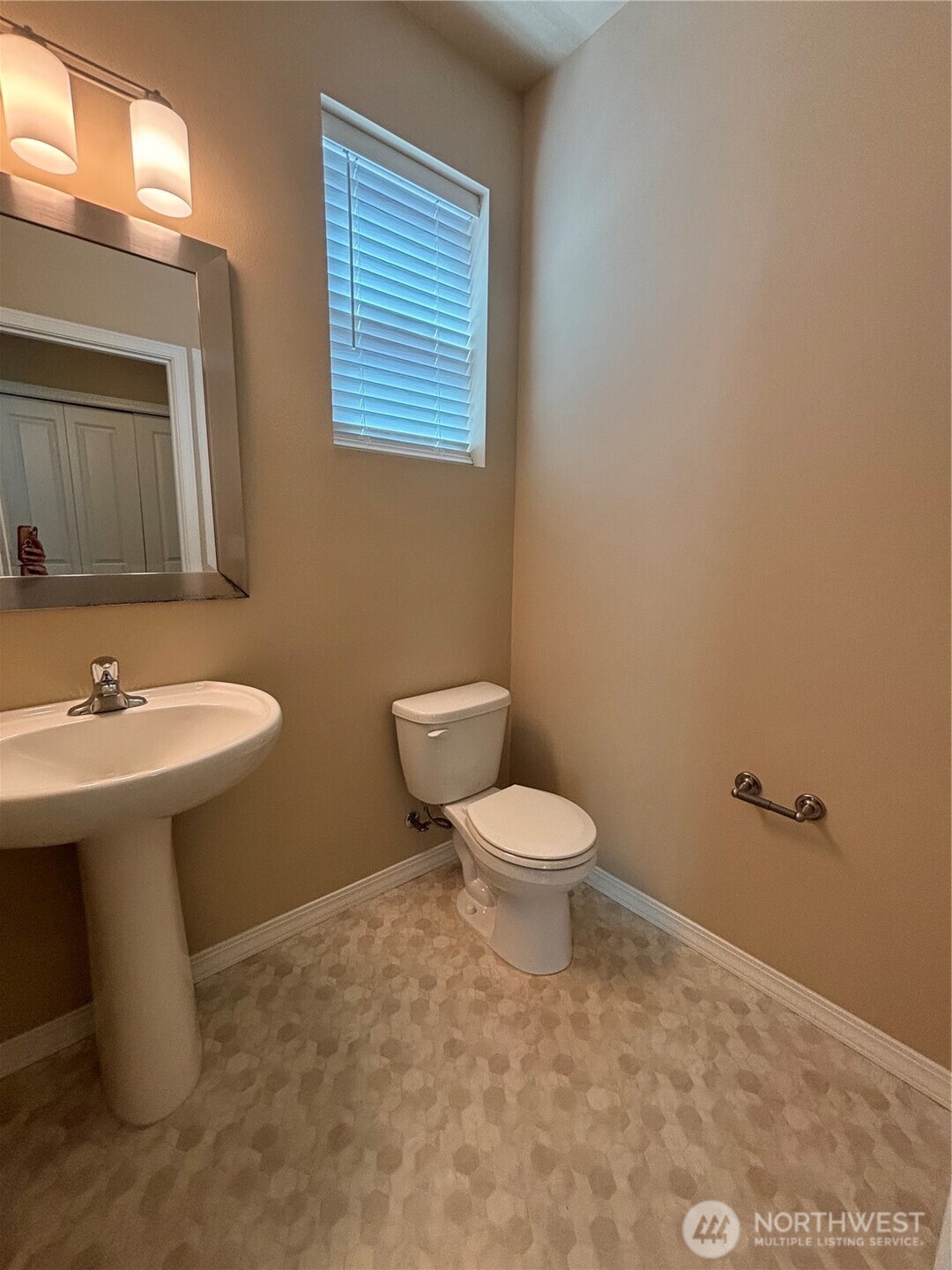 3676 SE Chesterton Drive Port Orchard WA 98366