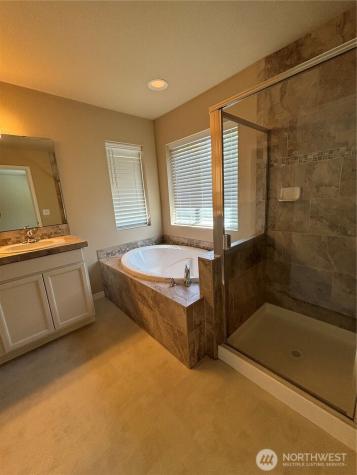 3676 SE Chesterton Drive Port Orchard WA 98366