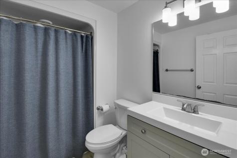 4926 Dover Street Everett WA 98203