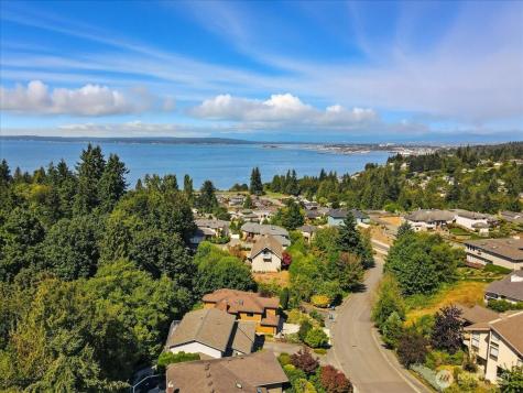 4926 Dover Street Everett WA 98203